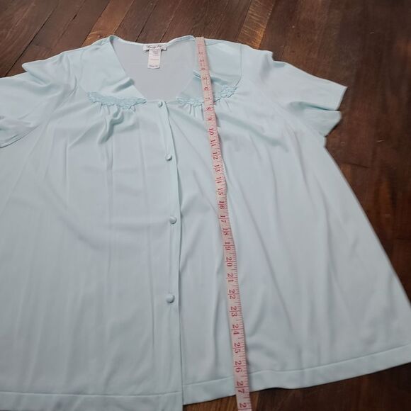 Vintage 80s Vanity Fair Light Blue Button Pajama Top Floral Trim - Picture 8 of 8